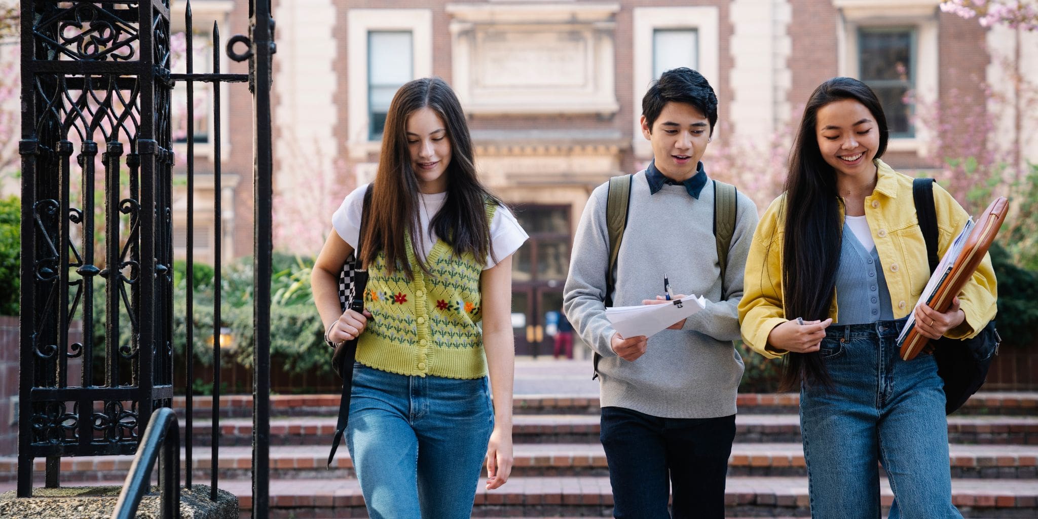 Estudiantes en universidades de prestigio cerca de La Moraleja Madrid